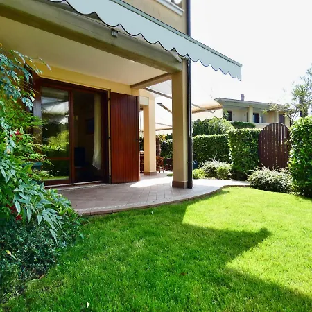 House Desenzano Apartment *